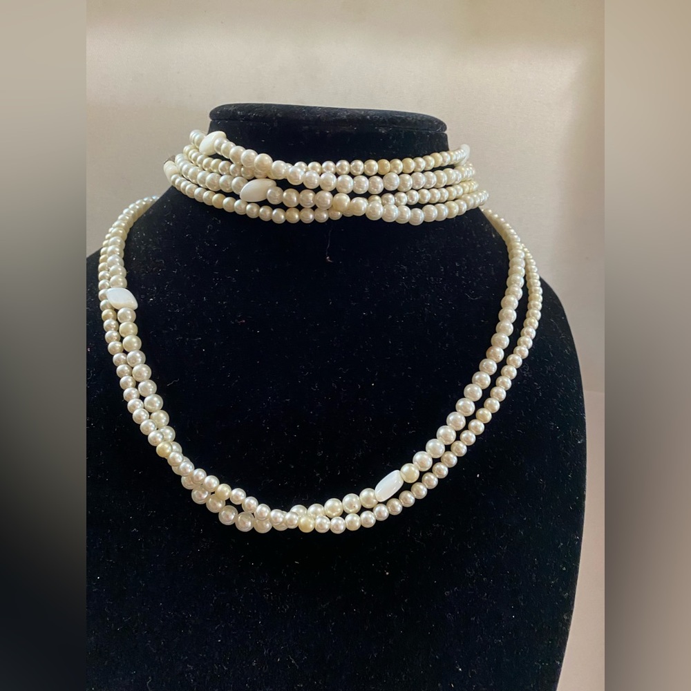 Single strand of pearls necklace vintage pearls necklace